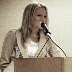 public speaking woman in business